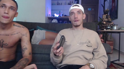 fratguysonline  04-07-2022